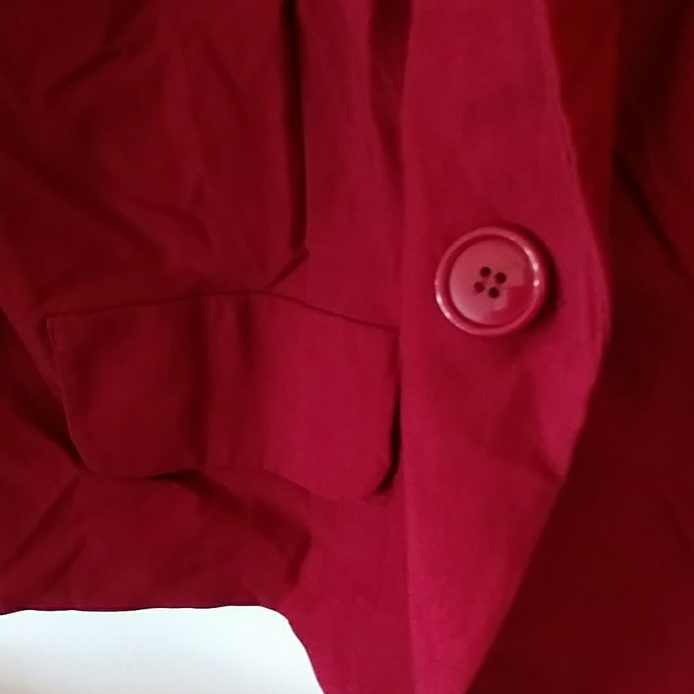 Flirtatious Red Jacket 2X - Picture 4 of 5